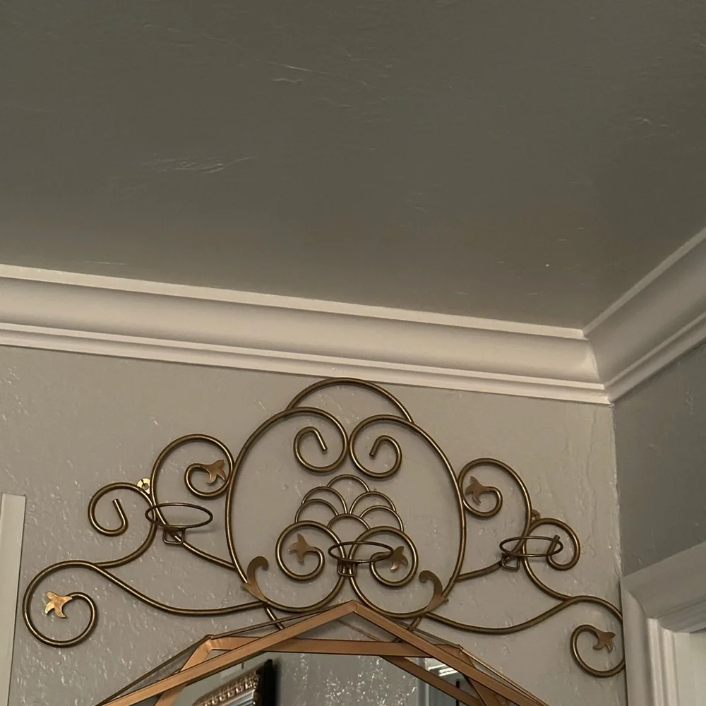 Home interiors Fleur de lis Hollywood Regency Hanging wall Candle Holder
